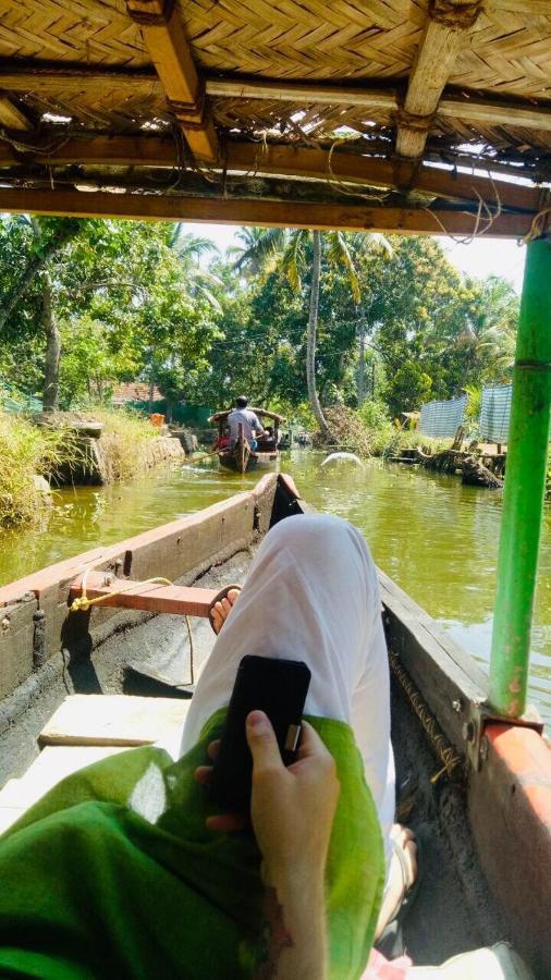 Abru'S Holidays For Foreign Travelers Alappuzha Exterior foto